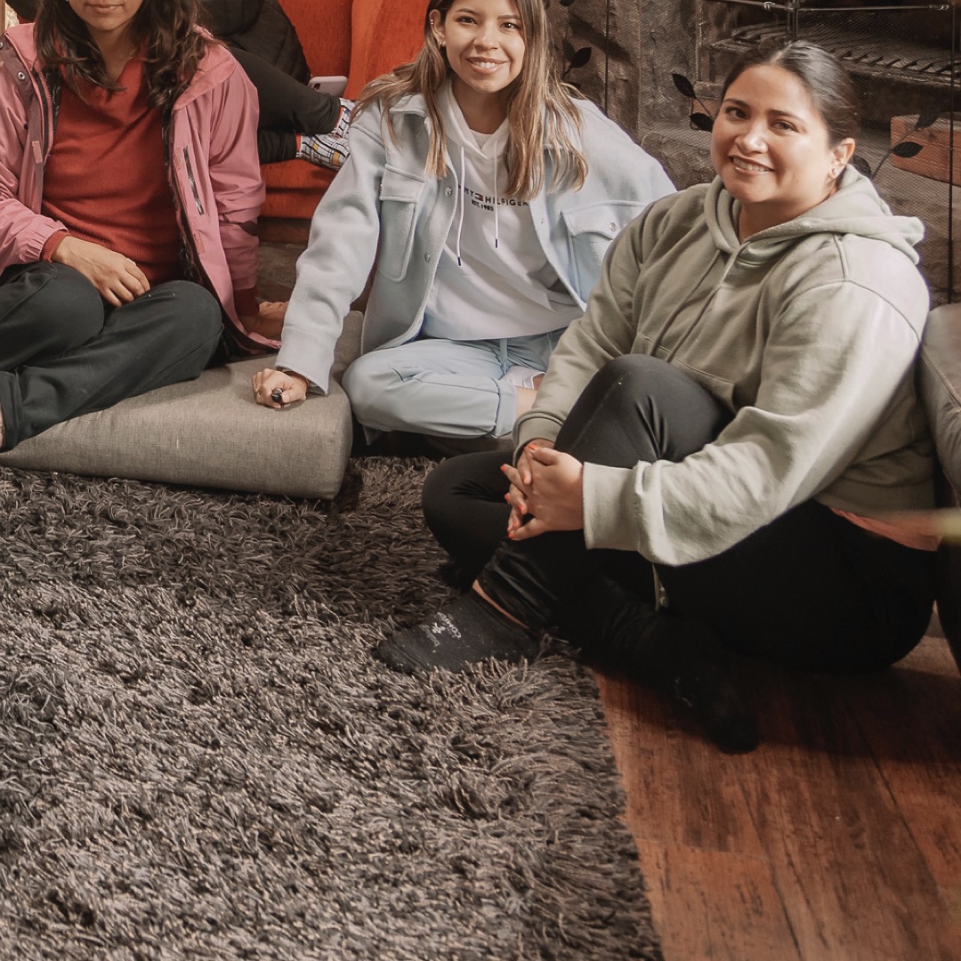Nuestra energía atrae a nuestra Tribu ✨🌱⛰️
Agradeciendo a nuestro Último grupo del año 🧘🏽♀️
Con @nasce_yoga @pazmedina.yoga @yogacongabi 
Cerrando el año con broche de Oro ✨⛰️🥰
Añay a nuestra familia y comunidad que sigo creciendo 🌱🙏🏾
@celiacueto_ 📸