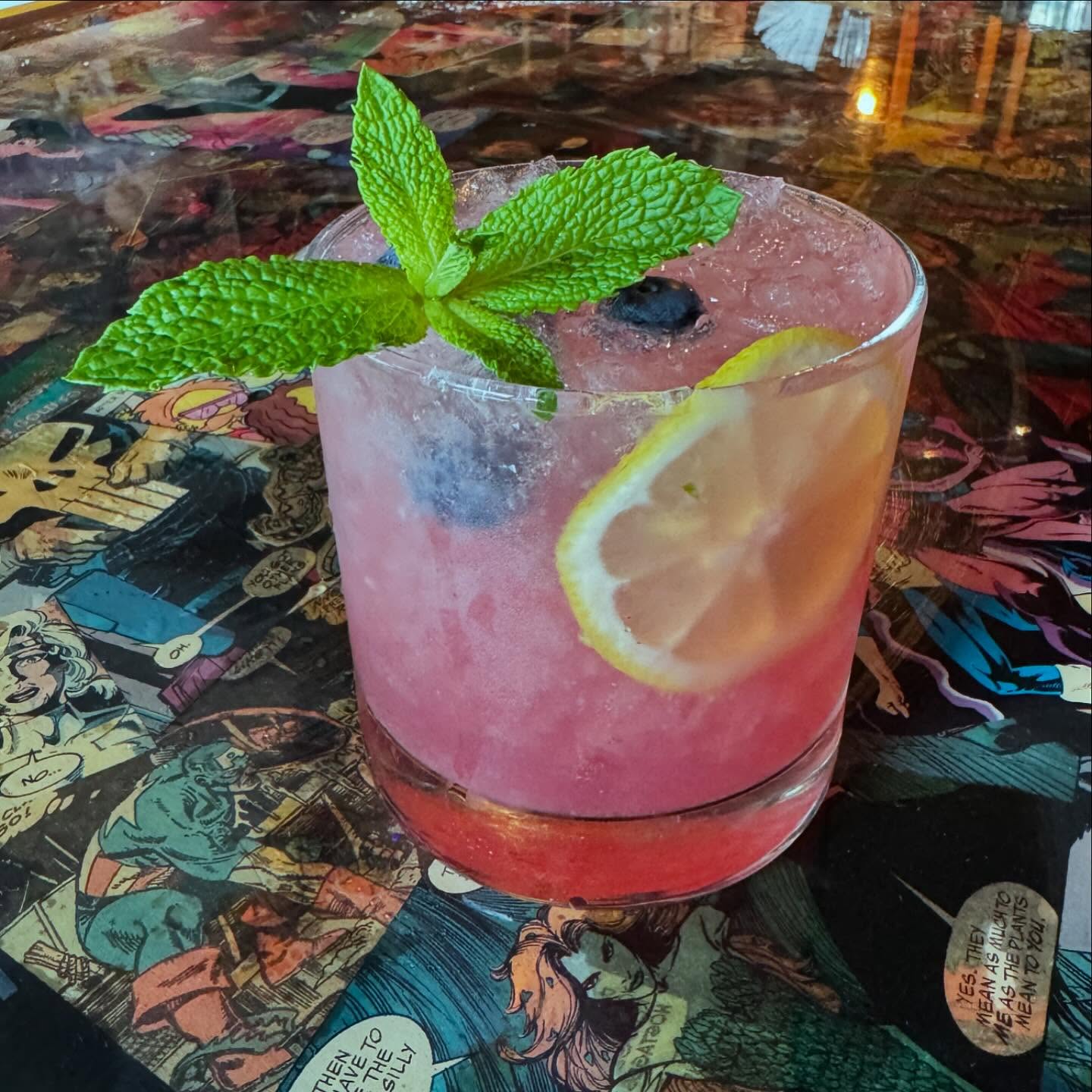 THANK YOU @pearlriverblues for the good times and delicious blueberries! 🫐🫐🫐 Swing on through and try the Blueberry Furiosa with handpicked blubes, mint, lemon and bourbon. #whiskeyblues