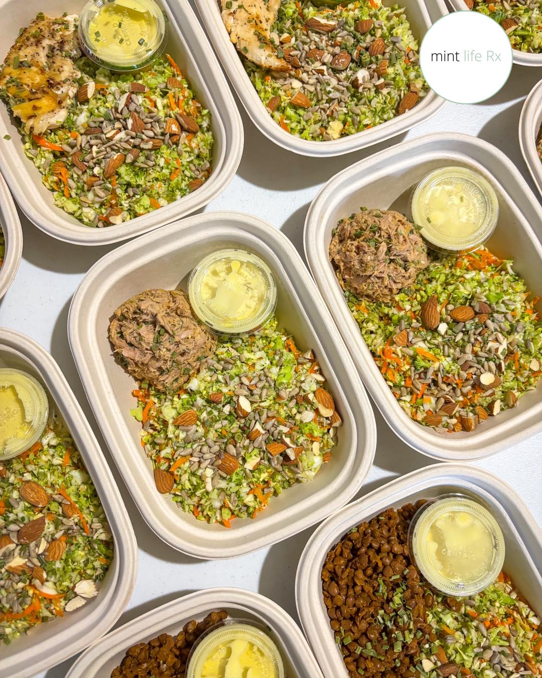 🥗 ¡Es hora de ordenar tus #MealPreps saludables! 🍽️✨
En mint life Rx creamos comidas balanceadas, llenas de nutrientes y deliciosas, diseñadas para apoyar tu salud y bienestar. 💚🌿
📅 Ordena desde HOY hasta el jueves 9:00pm y prepárate para una semana llena de energía y sabor sin preocupaciones.
🔥 Opciones nutritivas
✅ Ingredientes frescos y naturales
✅ Perfectos para tu estilo de vida saludable
✅ Listos para disfrutar sin complicaciones
Haz tu pedido ya y dale a tu cuerpo la nutrición que se merece. ✨
mint life Rx 🌱 Come bien. Vive bien. 🌱
Para ordenar accede a: 
🌐  www.mintliferx.com
📲 Escríbenos por WhatsApp al 939-599-5975.
📦 Delivery disponible: Área suroeste de 🇵🇷 (de Ponce a Mayagüez y pueblos limítrofes).
#MealPrepsSaludables #PuertoRico
#MealPrep #ComidaSaludable #NutriciónBalanceada