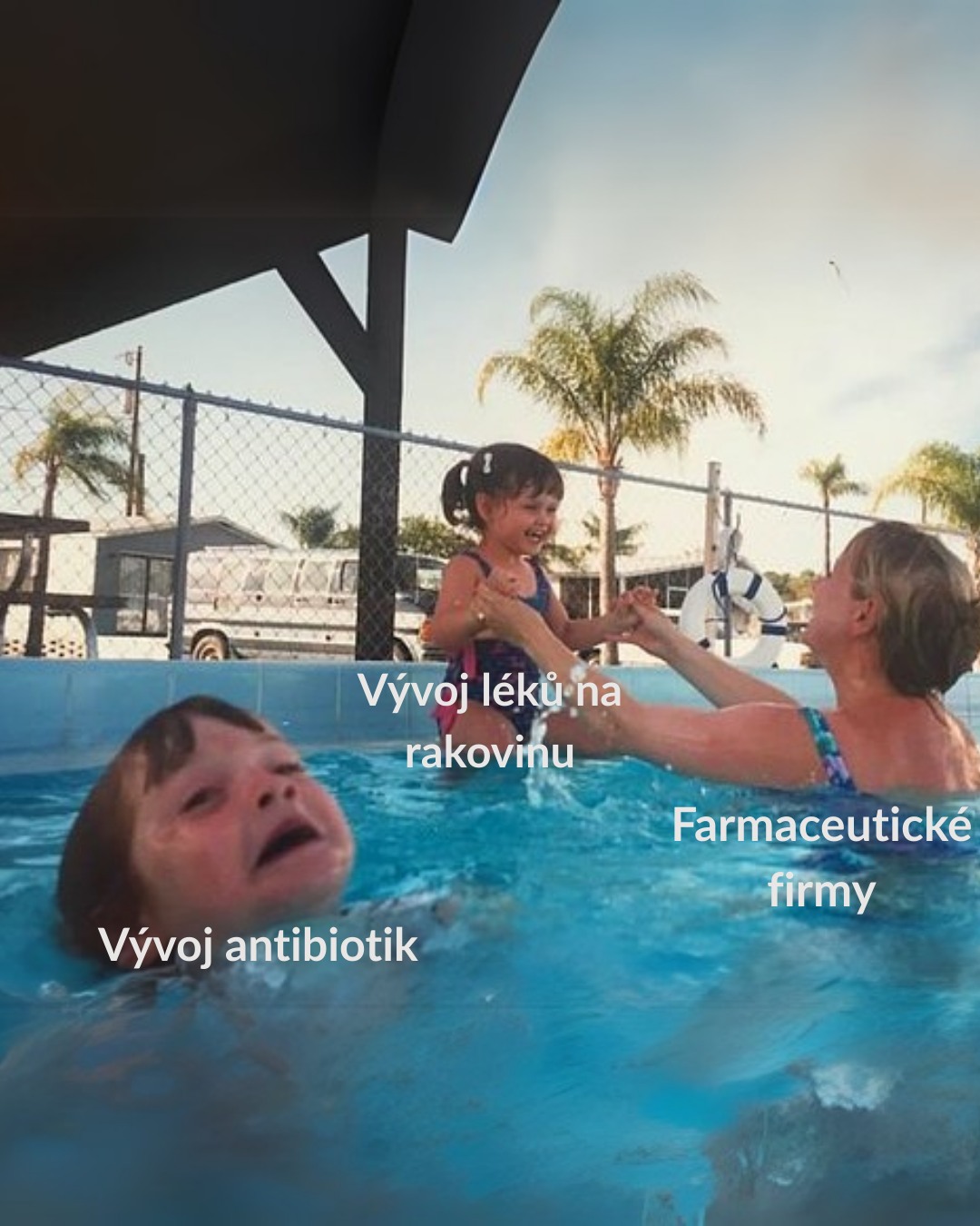 Vysvětlovací post coming soon...👀
Zatímco antibiotika pomalu ztrácíme, svět se dívá jinam. 🫠 Vývoj nových antibiotik zaostává, i když je zoufale potřebujeme. Bez nich se i drobná infekce může stát vážným problémem.⚠️
Správné užívání prodlouží životnost antibiotik, která jsou k dispozici. 💊
#antibiotickarezistence #antibiotika