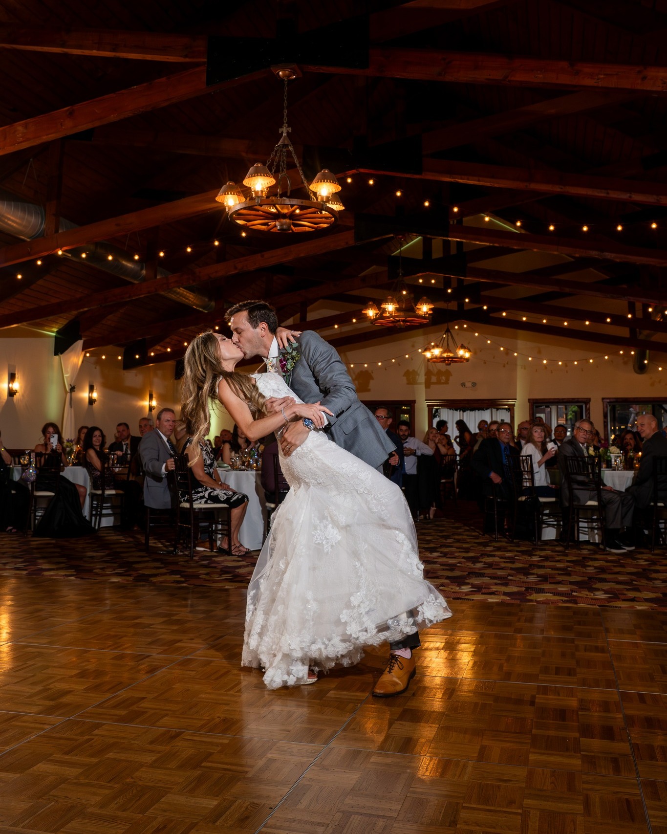 A picture-perfect Adirondack “I do” ?✨
Madelyn and Hunter’s fall wedding at Blue Water Manor was filled with timeless details, stunning lake views, and so much love. From getting ready in our cozy lodges to exchanging vows overlooking Lake George, every moment was pure magic.
Captured beautifully by Dylan Holt for @robspringphotography ?