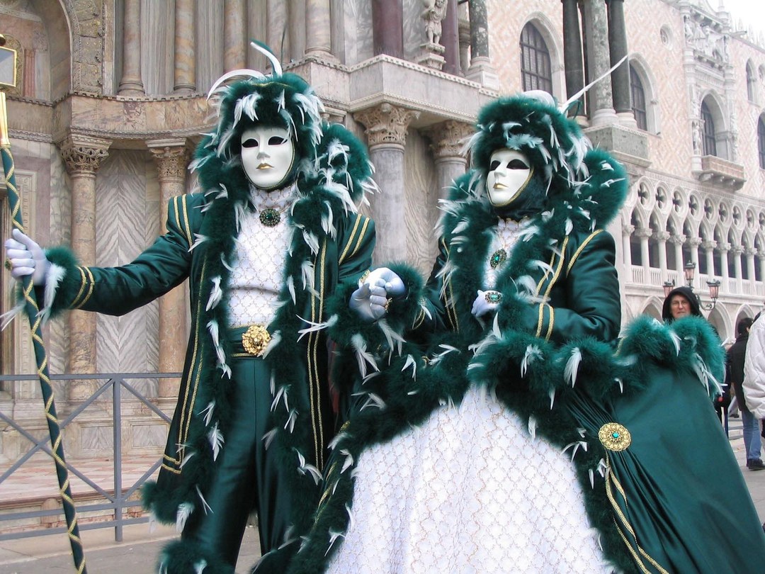 Check the full program of Venetian Carnival 2023!
https://www.carnevale.venezia.it/en/complete-program/
Only few rooms left in our Hotel!
Www.hotelantichefigure.it
#Venezia #veneziaunica #veneziadavivere #veneziagram #veneziacityitaly #veneziaautentica #veneziacityofficial #venezia360 #veneziatoday #veneziaitalia #veneziamagica