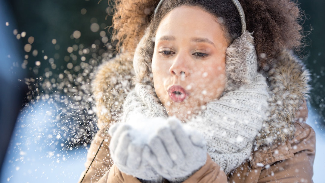 Blog Post | As the season shifts, so should your skin care routine. Check out our newest post at truesscents.com to learn how to maintain your skin's radiance during the winter.
.
.
.
.
.
.
#truesscents #bespokebodycare #skincaretips #winterskincaretips #skincare #seasonschange #selfcare