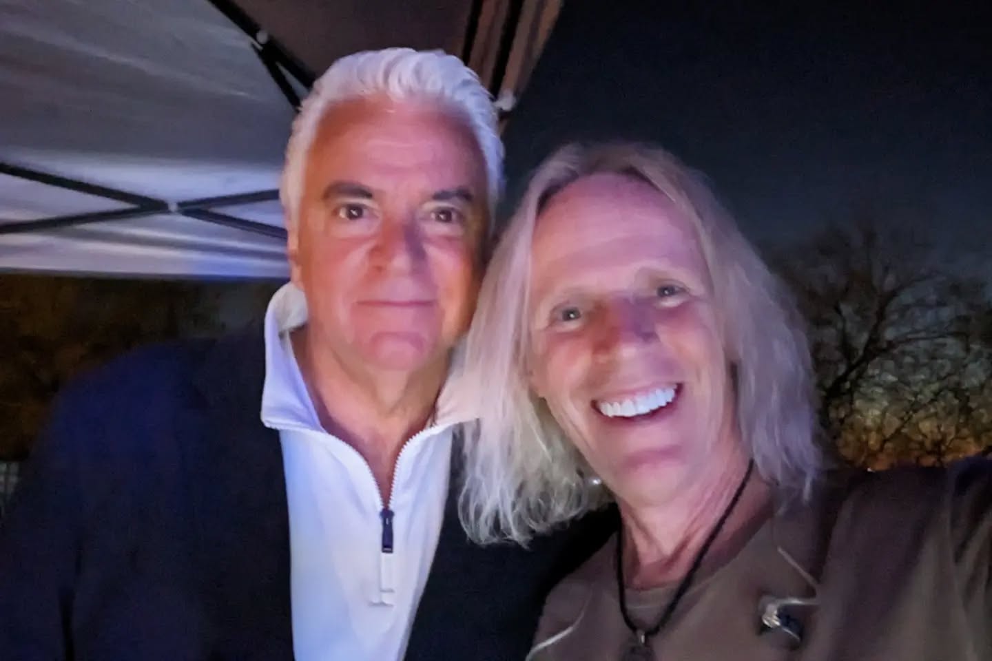 Those of you who follow my feed know that we (Sixwire) played an extremely cool show this past weekend backing up Rock/Soul legends Alice Cooper, Robin Zander of Cheap Trick, Tommy Thayer of Kiss, Sister Sledge, Ed Roland of Collective Soul and Dave Jenkins of Pablo Cruise. But I gotta add that we also backed up another person on the show and it was pretty cool for me because that man was John O'Hurley, aka