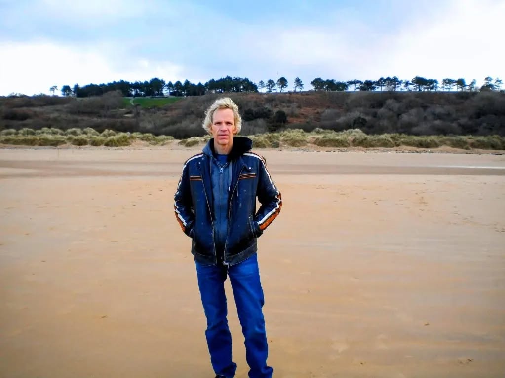 June 6 1944... Watching the ceremony from France, I have no idea how 80 years ago today, those brave men from #TheGreatestGeneration managed to run onto this, #OmahaBeach, in #Normandy (& many others), from their landing crafts carrying 100 lbs of gear, while soaking wet and all the time being shot at from the enemy encamped in the very berm at the end of this very wide beach. And then those brave soldiers would have to scale that berm under intense fire if they even made it that far. All I know is that on this 80th anniversary of #DDay, those brave young men made the hard choice to do the right thing and their sacrifice saved the world... and for that they have my eternal respect and eternal gratitude.
*
*
*
(Edit: to clarify, I visited in 2011 with my brother @chucktilleydrum when we flew over with my other brother @wadehayesofficial for some shows in Normandy. Few places I have been have affected me as much as visiting the #AmericanCemetary at Normandy. It is truly reverent sacred ground.)
*
*
*
#WW2 #USA #AlliedForces #Allies #America #Britain #Canada #France #Remember #Sacrifice