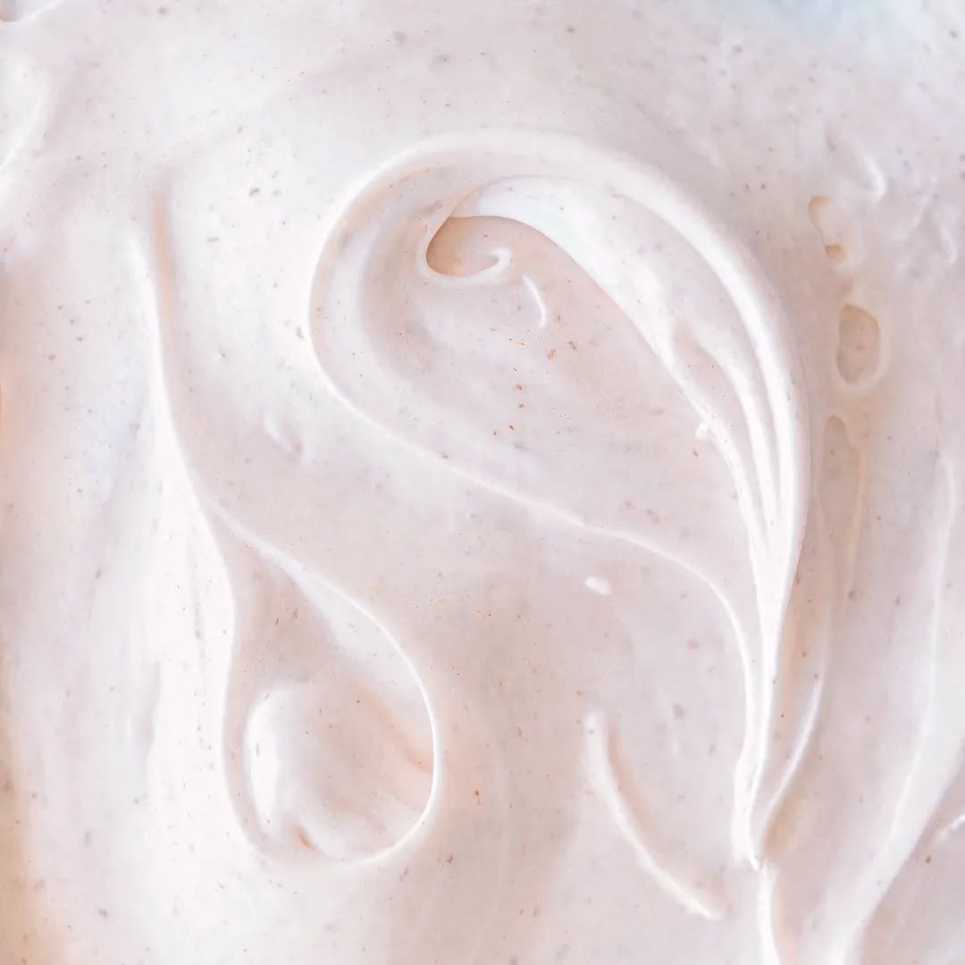 Pamper yourself with nature's finest ingredients.
.
.
.
.
#truesscents #bespokebodycare #bodycare #botanicalingredients #naturalskincare #naturalglow #naturalglowingskin #normalizenaturalbeauty #losangeles #glowingskin #bodybutter #moisturize #moisturizeyourskin