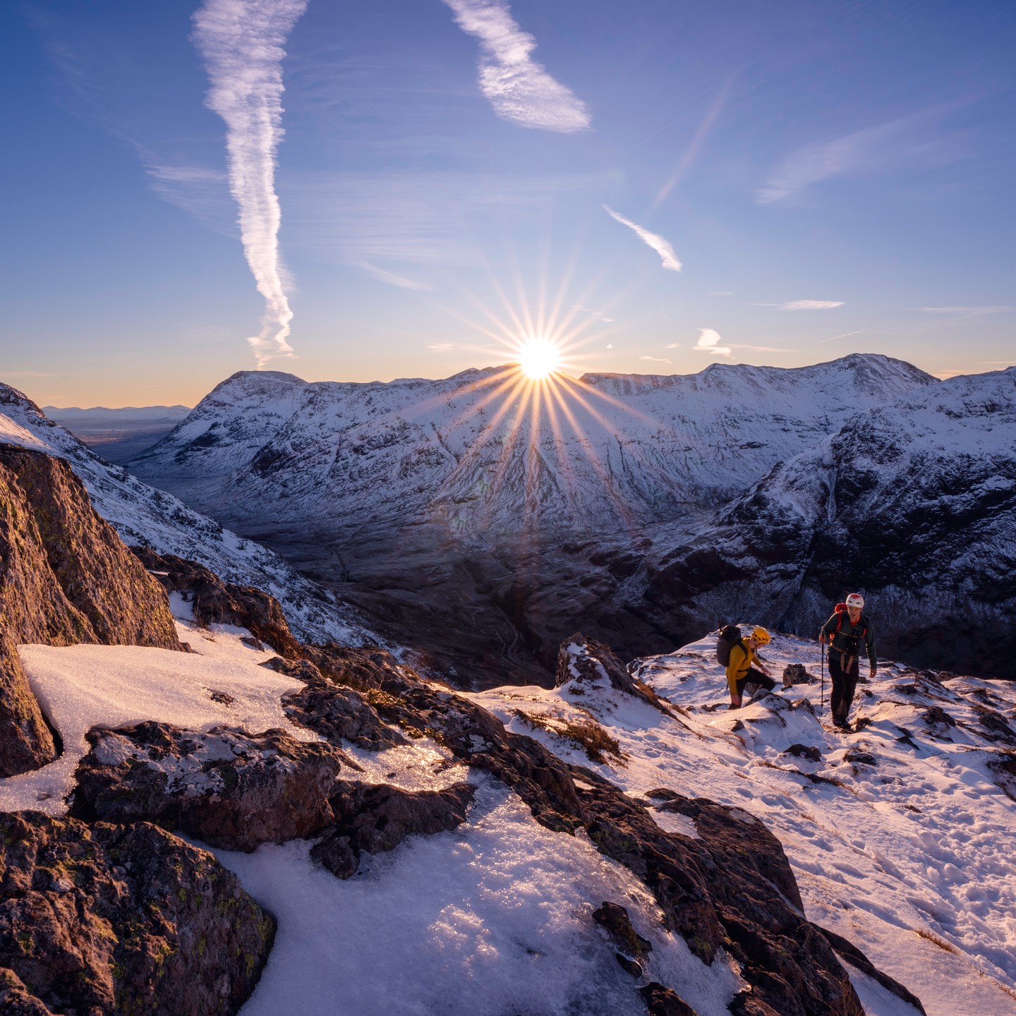 Brilliant photo taken by @callumskinnerphotography who we just happened to bump into at the perfect moment when the sun was rising over Glen Coe on our way up Am Bodach last week. @cameron_lawri and I went on to have a spectacular day on the Aonach Eagach in last week's incredible weather window.
@brit_mt_guides @mountainequipment