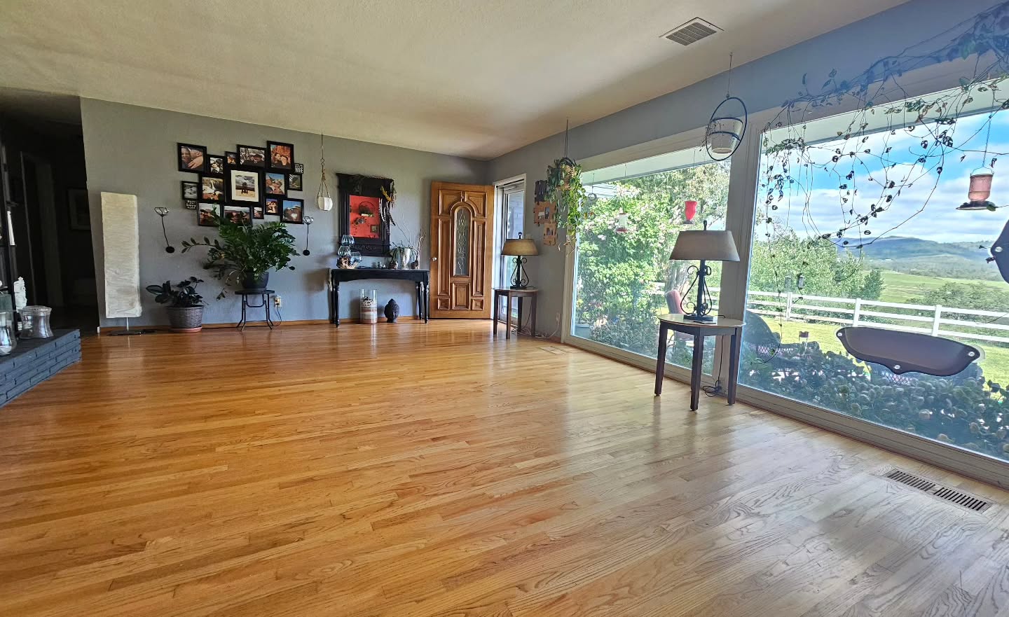 Getting ready to setup for our Mother's Day Terrarium Workshops!
#terrariumworkshopeaglepoint