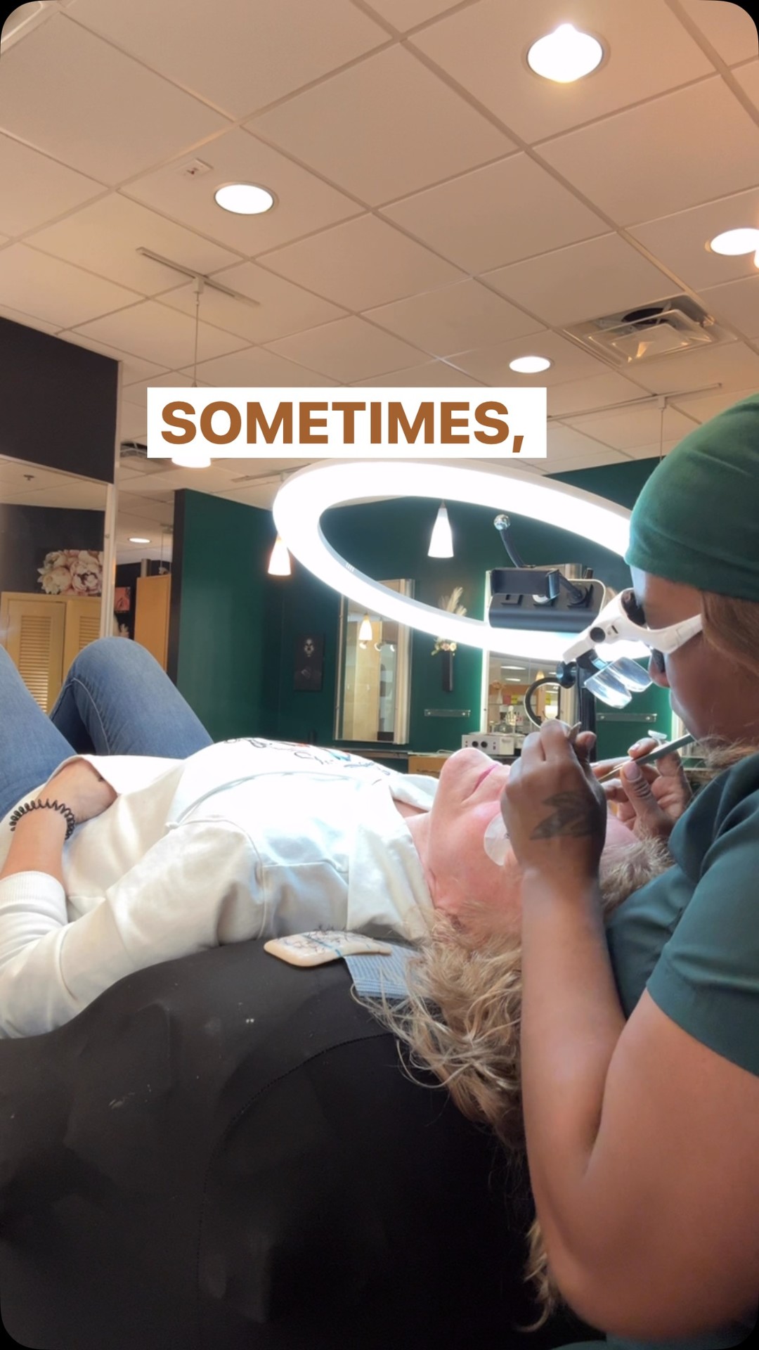 Relax. Unpack. Unwind. Feel your best. Beauty is HEALING. Love you more. Take care of youts more. Reclaim your time. 
#kemskin #kemskintotalbeauty #selfcare #selflove #metime #lashes #lashextensions