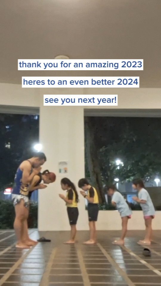 thank you to everyone who has supported me, whether by signing up for classes with me or by simply liking my posts. see you guys next year! <33
#muaythaisg #muaythai #muaythaikids
