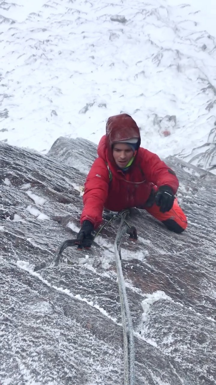 @dan_kgby smashing the crap out of The Vicar.
(the route, not a person)
@mountainequipment
