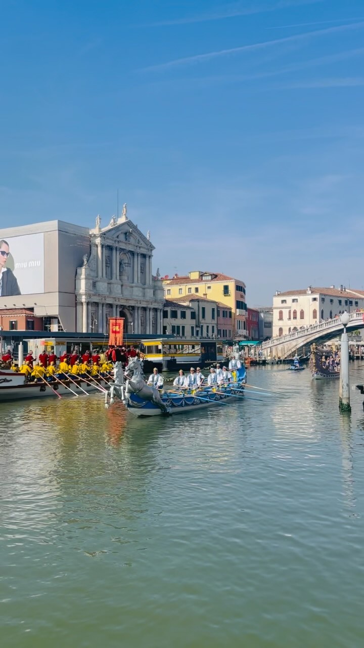 Sept. 1st, 2024 • Regata Storica ???♂️
The Historical Regata is not just a sporting event; it is a celebration of Venetian culture, tradition, and craftsmanship.
is one of the city’s most iconic and traditional events, held annually on the first Sunday of September. This event is a vibrant celebration of Venice’s maritime history and showcases the city’s connection to the water.
The event begins with a spectacular parade of beautifully decorated historical boats, known as “bissone” and “galleons,” reminiscent of Venice’s glorious past. Rowers dressed in period costumes represent the Doge, the Doge’s wife, and other important historical figures, recreating the atmosphere of the city during its height as a powerful maritime republic. This parade is a tribute to Caterina Cornaro, the Queen of Cyprus, who renounced her throne in favor of Venice in 1489
#veneziaunica #venezia #italy #traditional #traditions #regata #regatastorica #historical #history #heritage #parade #boat #hotelantichefigure #fyp #fypシ #reels #instagram #veneziadavivere #veneziatoday #veneziagram #travel #like #beautiful #colorful #video #instadaily #hotel #hotellerie #italia #hospitality