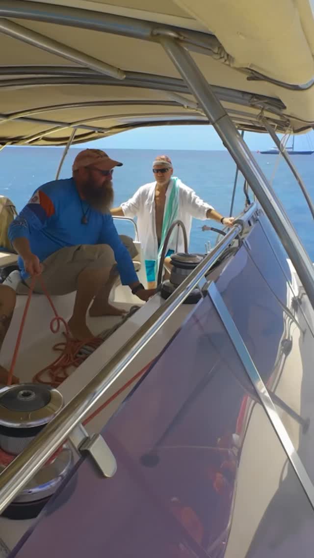 Swim • Sail • Relax • Repeat ✨
?: @orangegrovemusic
?: @maartenlikestmaarten