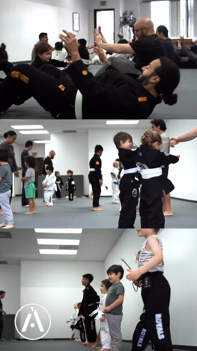 We had such a great Family Class this Saturday — thank you to everyone who came and shared this special moment with us! It’s always amazing to see parents, kids, and friends training together on the mats. 🥋✨
Stay tuned — our next Family Class for November will be announced soon! 👨👩👧👦💪
#FamilyClass #ArtisticJiuJitsu #BJJFamily #JiuJitsuLife #ChicagoBJJ