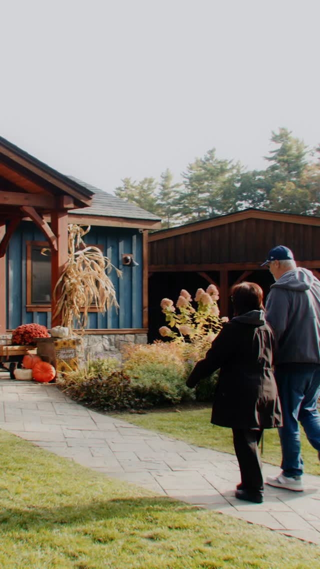 Just one week left until opening day!?
Book your stay at www.bluewatermanor.com or by calling 518-644-2535??
?: @ethanrhill_