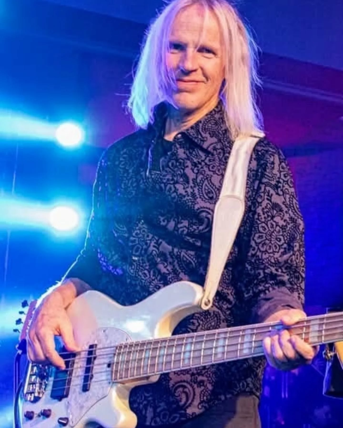 I'll add more later but I just gotta say what an unbelievable weekend it was at the @thewarburton as the team raised over $6.4 MILLION for the kids of #StJude. What an honor to play a part in this amazing #Warburton group with such big hearts, all with my #Sixwire brothers. It was truly