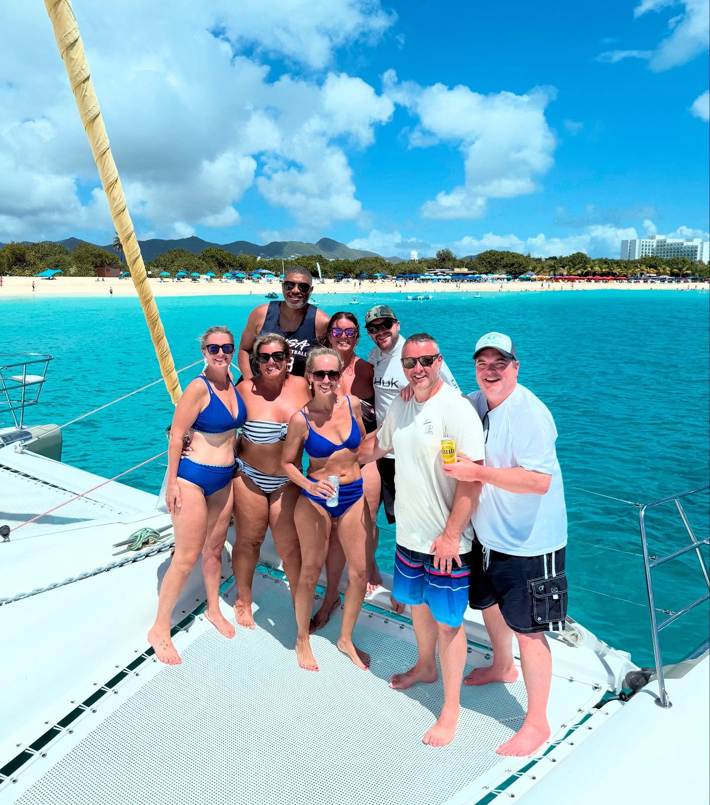 Sailing + Good Food = Perfect Day! ?️?️
Our onboard lunch features fresh, delicious flavors perfect for a day at sea. ? Swipe to see what’s on the menu!
? What’s your go-to beach snack? Tell us in the comments!
#Foodie #OceanVibes #SailThePhoenix #SXM