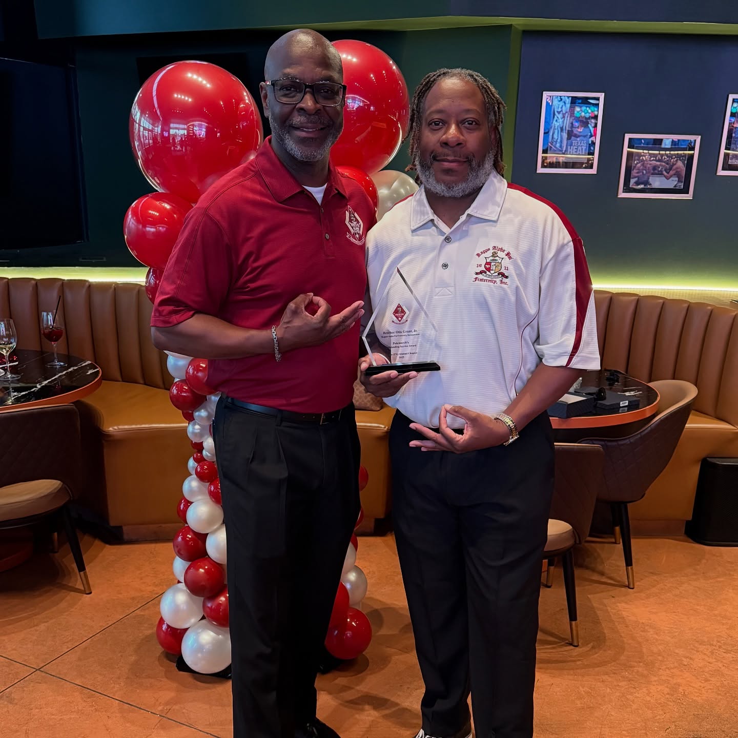 We’d like to shed some light on and give flowers to our Brother, Kappa League Chairman, Otis Grant. Thank you Brother Grant and your team for leading a top tier Kappa League Program this year! Your leadership and dedication to our young men has made a tremendous impact on their lives and the Frisco and North Dallas Community. Congratulations👌🏾♦️ @ognupe1911
#FriscoNupes #KappaLeague #PolemarchsAward #YouthMENtoring #KappaAlphaPsi