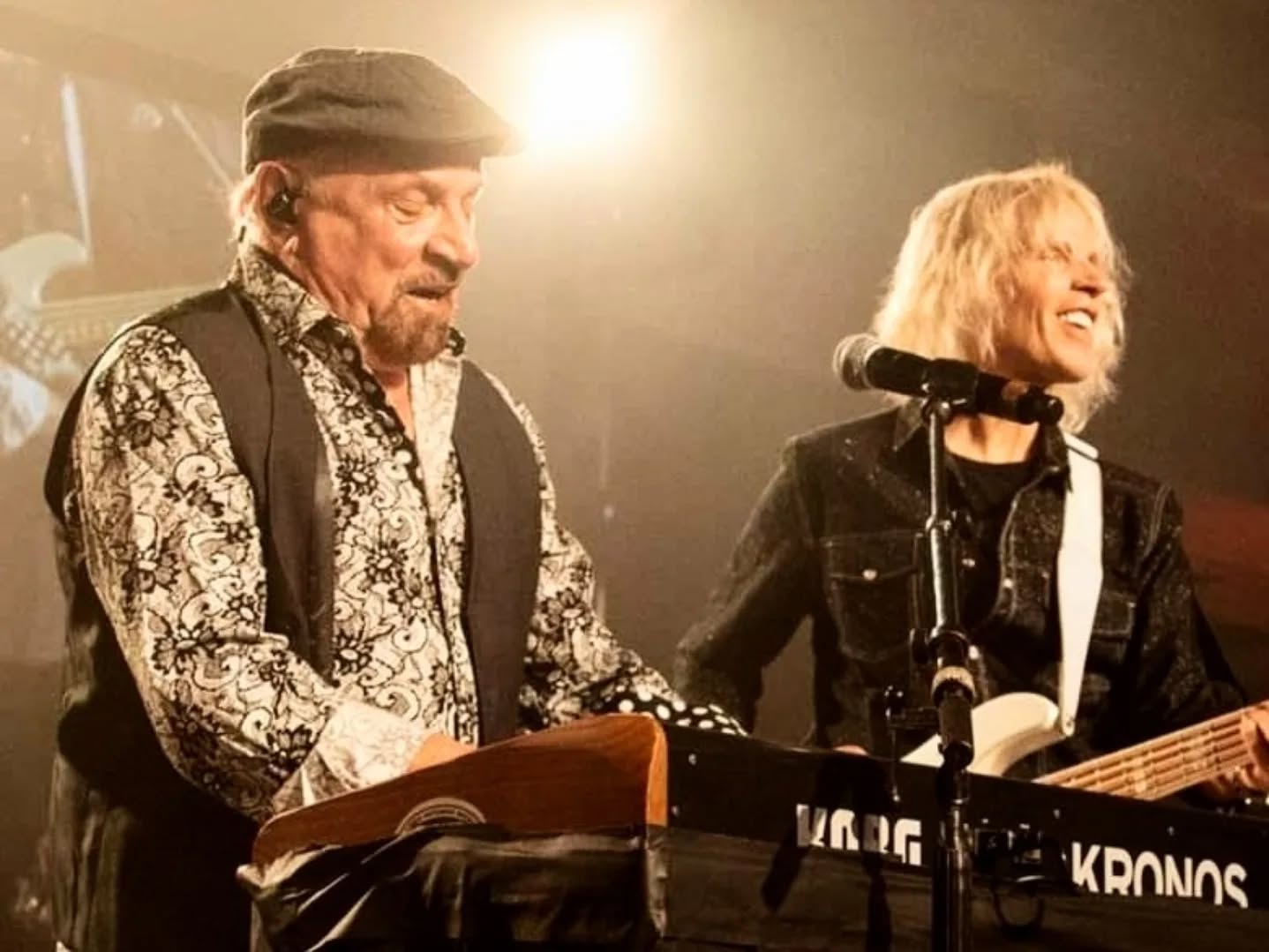 Hey to all my #Omaha friends, it's been a while, we're actually doing a show in O'town! This Friday (June 27th) I'll be at the #OrpheumTheatre downtown with Rock & Roll Hall of Famers #TheRascals opening for #FrankieValli & #TheFourSeasons. And then again on Sunday night, June 29th in Ames IA at Stephens Auditorium. Come on out, it would great to see y'all!
*
*
*
#RockAndRollHOF #Bass #BassPlayer #Musician #Lakland #LaklandBass #Aguilar #AguilarAmp #DRStrings #EliteCore #Line6 #Pedalnetics