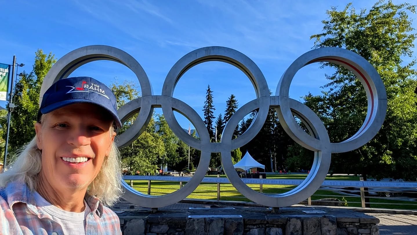 Awesome #Sixwire show in beautiful #Whistler last night with the amazing voices of #TommyDeCarlo (Boston) and our long time good friend #PhilVassr !!
*
*
*
#WhistlerBC #Olympics #Vancouver #Canada #YVR #Bass #BassPlayer #Musician #Lakland #LaklandBass #Aguilar #AguilarAmp #DRStrings #EliteCore #Line6 #Pedalnetics