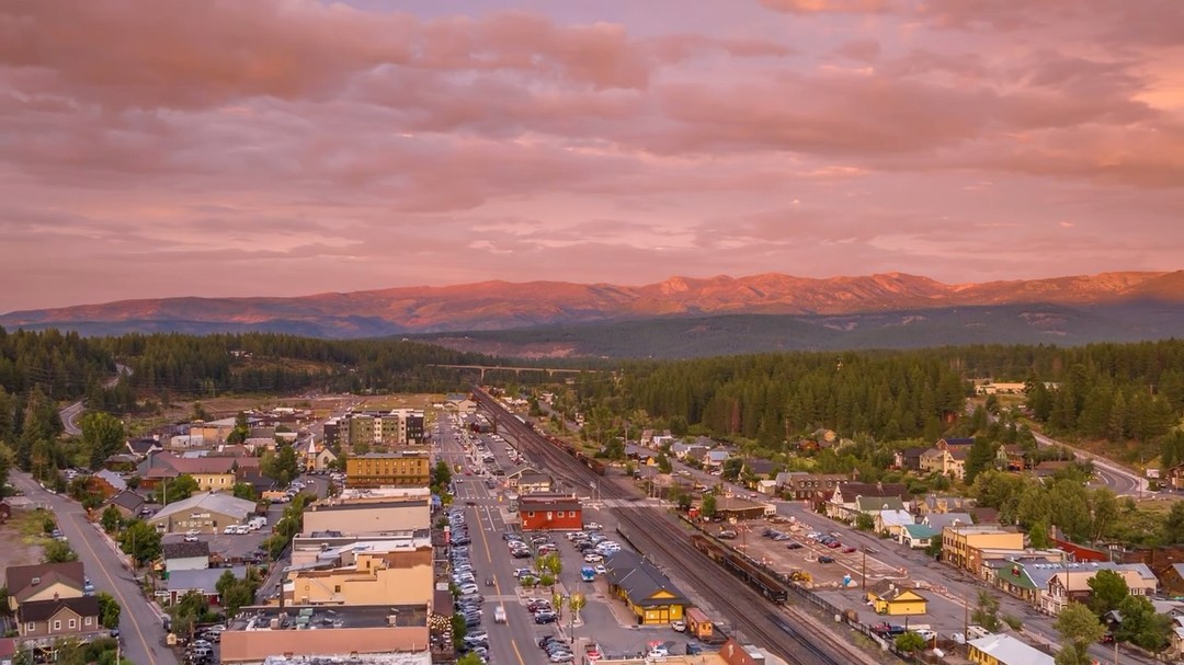 🎥 Relive the magic of the Dark Skies Exhibit opening reception! 🌌✨
Our 6th grade Eco Action students from SELS and ACMS wowed the crowd with artwork that sheds light on the importance of dark skies — from protecting wildlife to reducing light pollution.
This video captures the creativity, collaboration, and inspiration behind the exhibit. Huge thanks to Court Leve for beautifully filming and producing this piece — you truly brought the story to life! 🙌
🌙 Don’t miss the exhibit, now showing at Truckee Town Hall!
📍 In partnership with @townoftruckee @nevadacountyarts @tahoetruckeeusd @truckee_cultural_district @sierra_expeditionary_learning @acms_panthers
🎨 Watch the video + visit in person!
#DarkSkiesExhibit #EcoAction #SWEP #StudentArt #ArtForChange #TruckeeCulturalDistrict #EnvironmentalEducation #YouthVoices #LightPollutionAwareness #NevadaCountyArts #TTUSD #CourtLeve