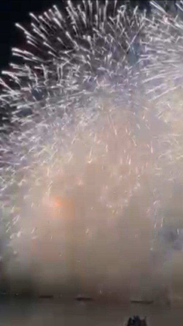 ?? The Redentore in Venice is pure emotion.
And after the show?
Leave the crowds behind and return to the quiet elegance of our hotel.
An exclusive retreat where every detail is designed to make you feel part of an authentic Venetian experience: discreet hospitality, refined interiors, and the timeless charm of the real Venice.
✨ For those who love the celebration, but choose elegance.
?? Il Redentore a Venezia è pura emozione.
E dopo lo spettacolo?
Lascia la folla alle spalle e torna nel silenzio elegante del nostro hotel.
Un rifugio esclusivo dove tutto è pensato per farti sentire al centro di un’esperienza autentica: accoglienza riservata, dettagli ricercati, il fascino senza tempo della Venezia più vera.
✨ Per chi ama la festa, ma sceglie l’eleganza.
#venice #redentore2025