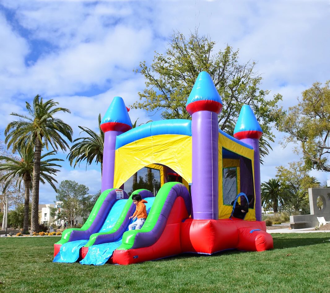 🎉 Welcome to Favorable Inflatables! 🎉
Your one-stop shop for bounce houses and party rentals — proudly Veteran Owned & Operated. 
Planning a party? We’ve got you covered with:
🎈 Bounce Houses & Combos
🎧 Speakers
🪑 Tables & Chairs
⛺️ Tents
🧊 Coolers
✅ SIOTO Certified – Safety is our priority
Giving back to our heroes:
20% OFF for Veterans & Active Military
15% OFF for First Responders & Healthcare Heroes
📍 Serving Connecticut
📸 Swipe through to see just a few of our awesome inflatables in action!
📅 Book now — spots fill up fast!
📲 DM, call or email us to reserve your rentals today!
#FavorableInflatables #VeteranOwnedBusiness #BounceHouseFun #PartyRentals #EventRentals #MilitaryDiscount #HealthcareHeroes #SIOTOCertified #SupportLocal #FamilyFun #TablesChairsTents #EventReady