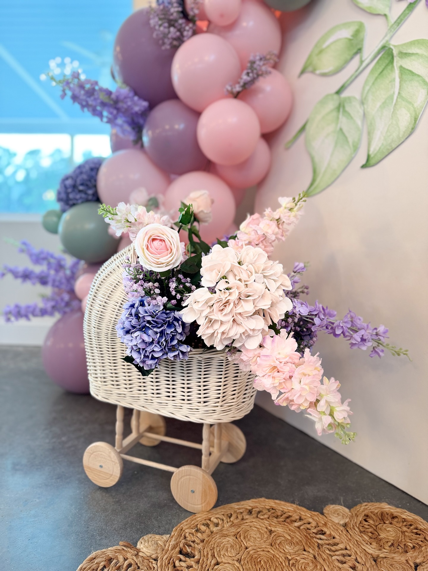 🌸 Blooming into parenthood 🌸
Venue @legacyatwillowpondva
#BabyInBloom #BabyShowerDecor #EventDecorHamptonRoads #VirginiaBeachEvents #BalloonAndFlowerDecor #BalloonStylistVA #HamptonRoadsEventPlanner #BabyShowerIdeas #VirginiaEventStylist #LuxuryEventDecor #BalloonArchDesign #FloralAndBalloonDecor #757Events #NorfolkVAEvents #EventDecorVirginiaBeach #BalloonGarlandVA #BabyShowerInspo #EventStylistHamptonRoads #BalloonAndFloralDesign #EventDecorInspiration#glamichevents