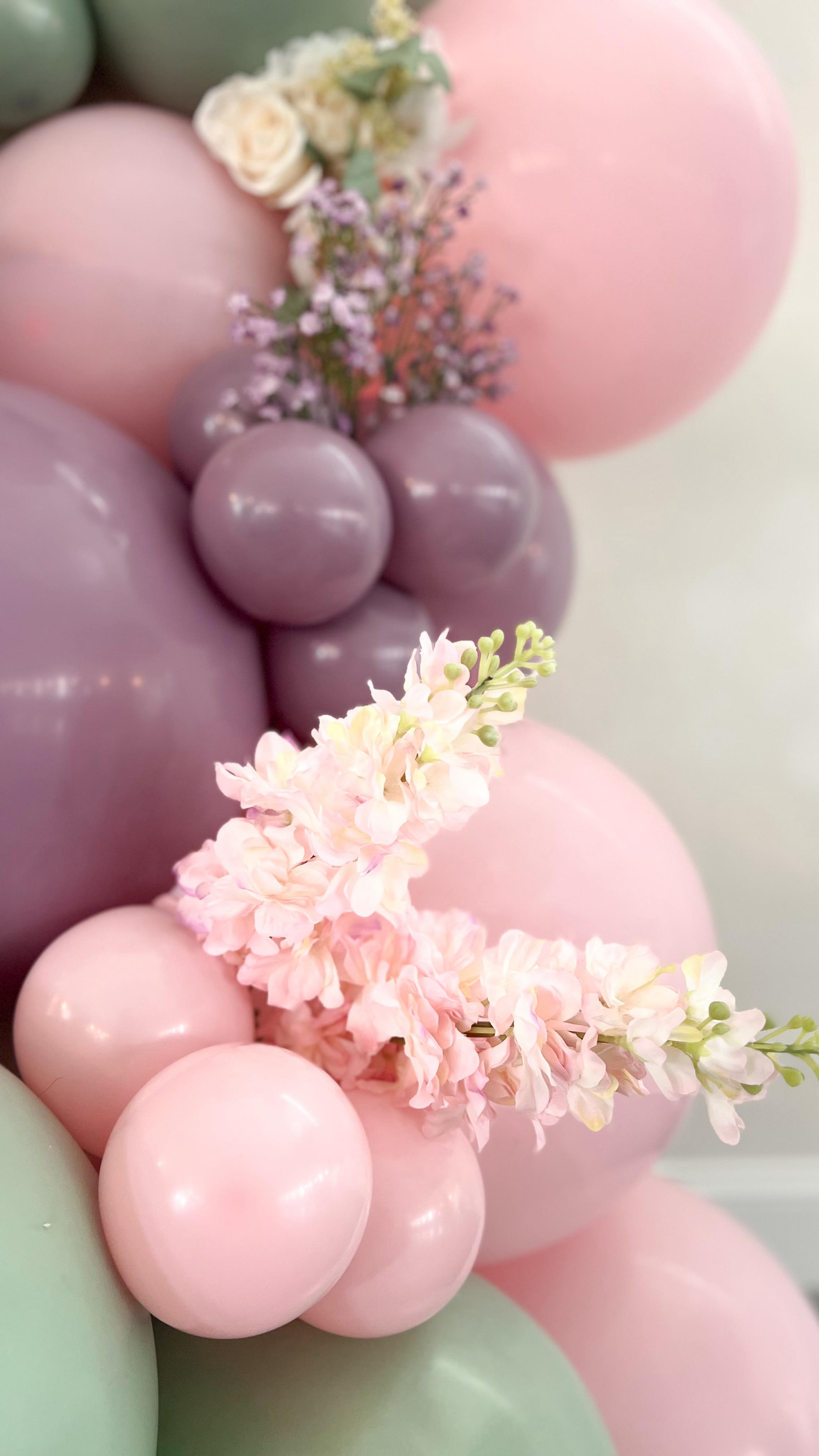 🌸🪻 Baby in Bloom 🪻🌸
Venue @legacyatwillowpondva
#BabyInBloom #BabyShowerDecor #HamptonRoadsEvents #VirginiaBeachEvents #EventStylingVA #LuxuryBabyShower #FloralBabyShower #757Events #EventDecorHamptonRoads #GlamichEvents