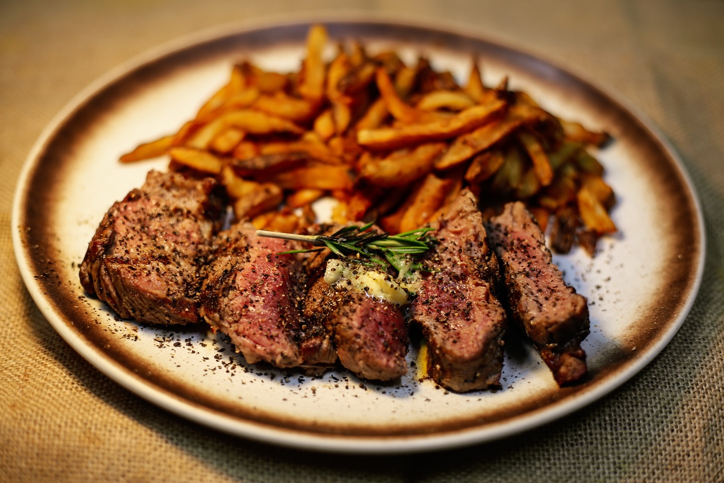 ๐ฅ New on the Menu โ Chefโs Special thatโs already winning hearts!
Juicy Tenderloin 200g for just $39.90, served every day with unlimited homemade fries ๐ and fresh salad ๐ฅ
Come hungry, leave happy! ๐
๐ 333 Joo Chiat Road, Singapore 427588
๐ 275 Thomson Road #01-01, Singapore 307645
Merci! โค๏ธ
#SteakLoversSG #SteakhouseSingapore #TenderloinSteak #SGFoodies #FoodieSG #SingaporeEats #BraseiroSG #SGFoodLovers #MeatLoversSG #SGDining #EatDrinkSG