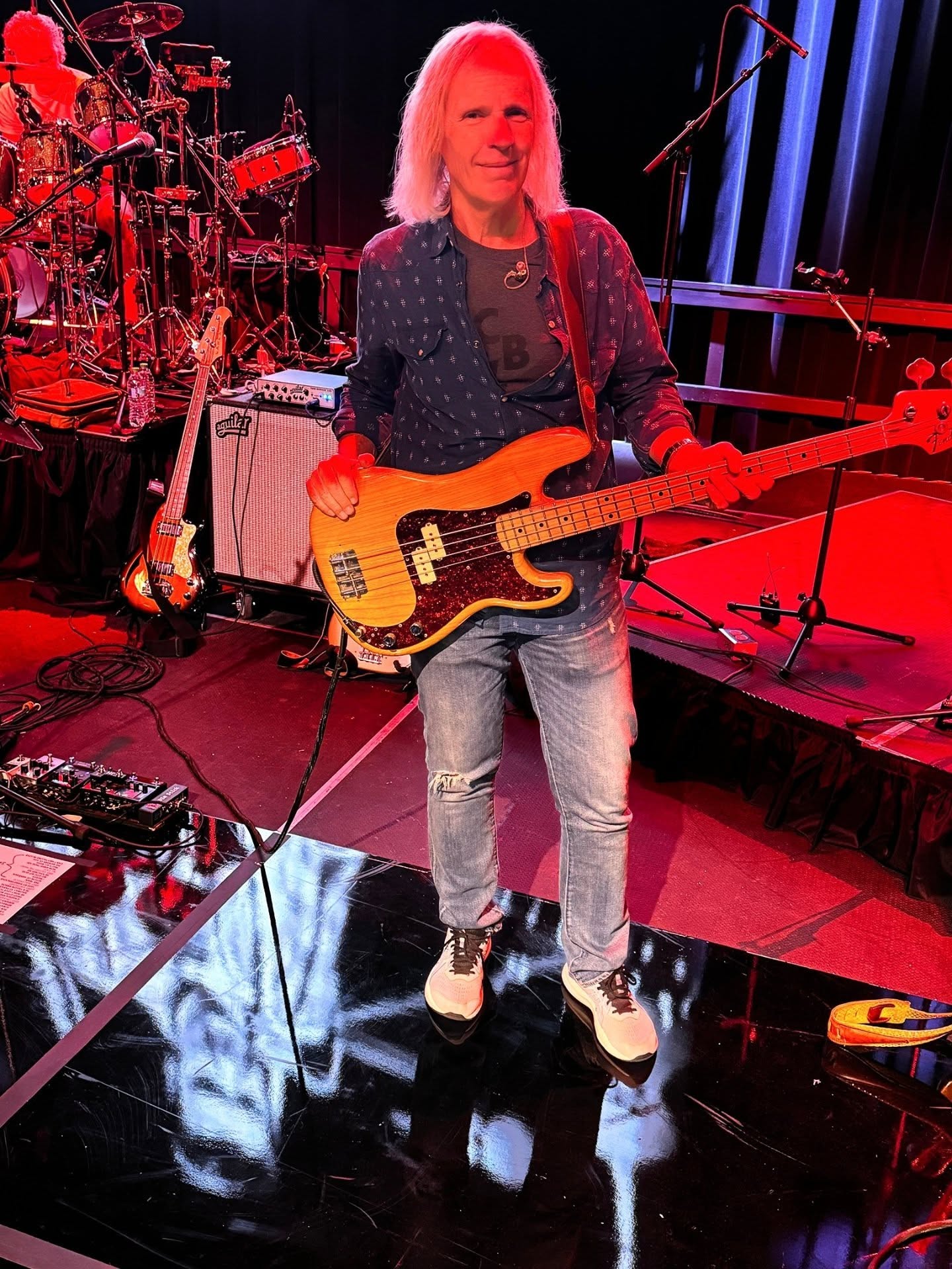 Sound check for one of my favorite shows we do every year during #ElvisWeek at #Graceland - Elvis Live In Concert - where we recreate his live show with #Elvis on the video wall and #Sixwire as the backing band plus the #MemphisHorns and the great vocals of #TheMorrisFamily (shout-out to Andy who produces this incredible show!) It's amazing, like he's really there singing with us and as someone who grew up listening to the brilliant #JerryScheff on bass, it's such a thrill to honor his great bass playing on these songs!
*
*
*
#Memphis #ElvisWeel2025 #Bass #BassPlayer #Musician #Fender #FenderPrecisionBass #66PBass #75PBass #Lakland #LaklandBass #Aguilar #AguilarAmp #DRStrings #EliteCore #Line6 #Pedalnetics