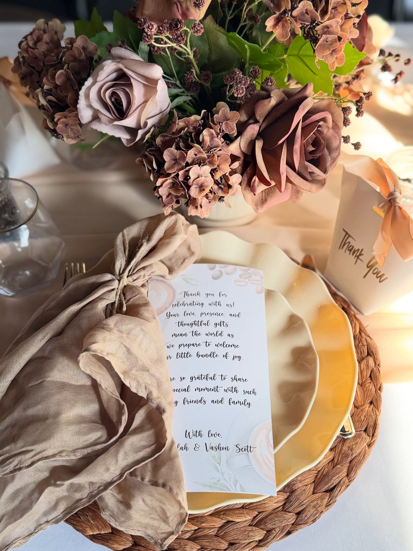 It’s all about the details ☕️🤎
@towncentercoldpressed
##BabyBrewing #BabyShowerDecor #EventDecor #GlamichEvents #BabyShowerIdeas #CoffeeThemeShower #BabyOnTheWay #EventStyling #CreativeDecor #HamptonRoadsEvents #VirginiaEventStylist #BabyShowerInspo #SweetCelebration #EventDesign #ShowerSetup #CustomDecor #PicnicDecor #757Events#glamichevents