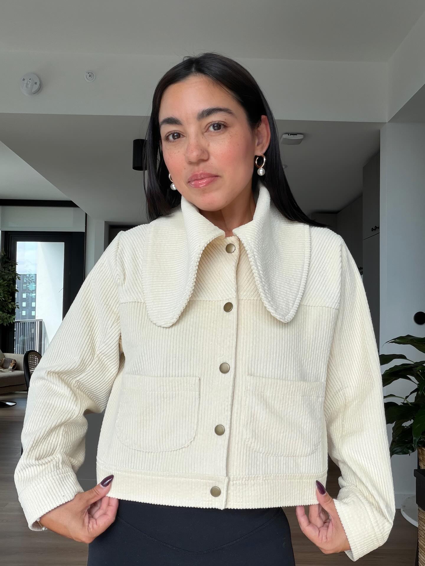 October’s course and pattern for @sewitacademy will be in your dashboards today! This jacket is everything!!! If you’re not a member yet sign up at sewitacademy.com and learn to sew, enjoy monthly courses and patterns or expand your knowledge 🙌🏽