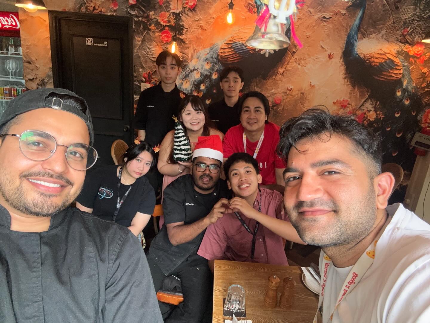 ๐๐ค Merry Christmas from the BRASEIRO team & DOUGH IT YOURSELF team!
May your holidays be filled with happiness and great food.
Thank you for choosing us we canโt wait to cook up more memories with you!