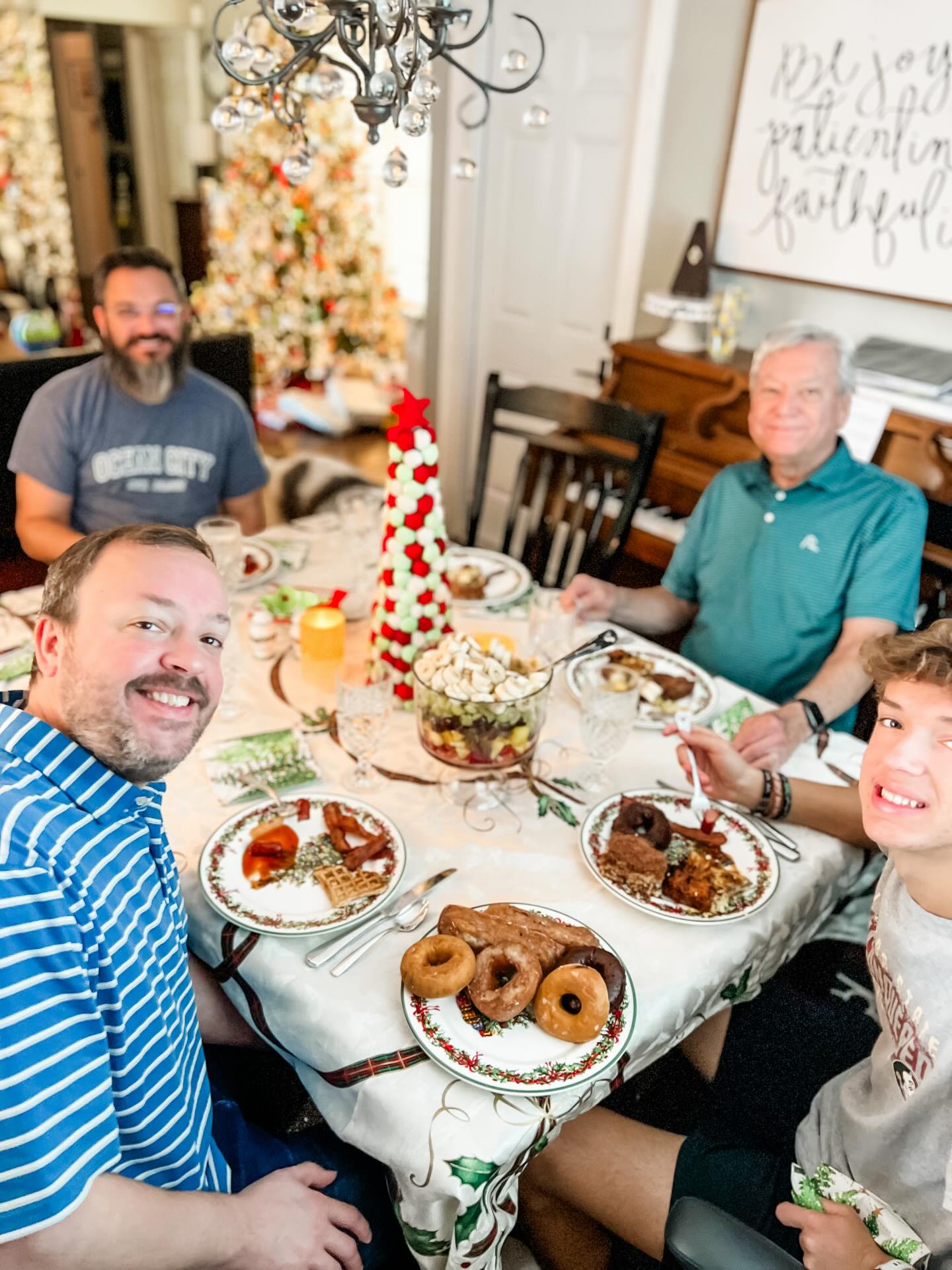 Mom and Dad are here and now it’s officially Christmas! ❤️🎄❤️
I haven’t opened our home to host anything since 4 years ago when we got a dog and I lost complete control of the house. Also because this is a house of boys and the bathroom permanently smells like an outhouse and I’m a little self conscious about all of it. 🫠
But when your parents come to town, it’s time to dust off the plates that aren’t made out of paper and plan a delicious breakfast menu! ✨
The dog was absolutely thrilled to have so many new friends. Also he probably ate more than all of us combined. 😆
All is calm and all is bright! And even the toilets aren’t so bad! 🥲